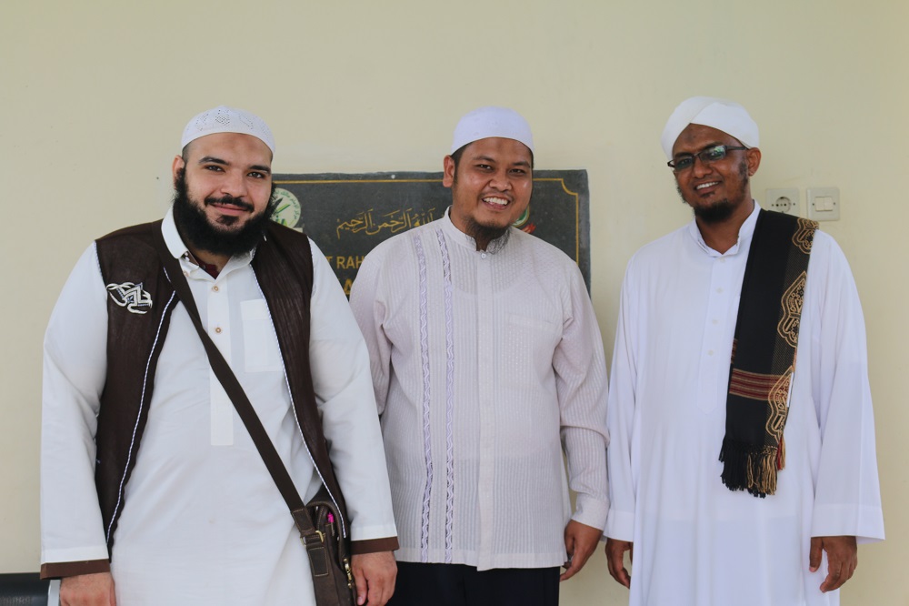 salah satu guru besar di Ar-Raayah berkunjungan di Markaz Imam Malik Syaikh Dr Taajuddin Al-Abbasi (4)