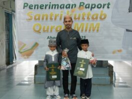 Pembagian Raport