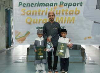 Pembagian Raport