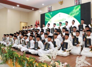 Wisuda MIM