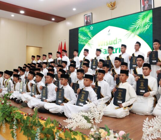 Wisuda MIM
