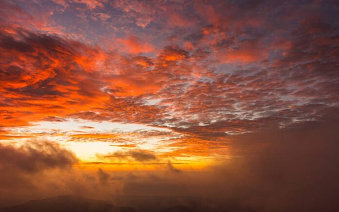 Langit merah