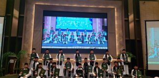 Wisuda santri