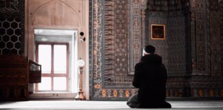 Muslim di Masjid